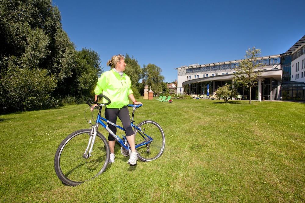 Parkhotel Ruegen Берген на Рюген Екстериор снимка