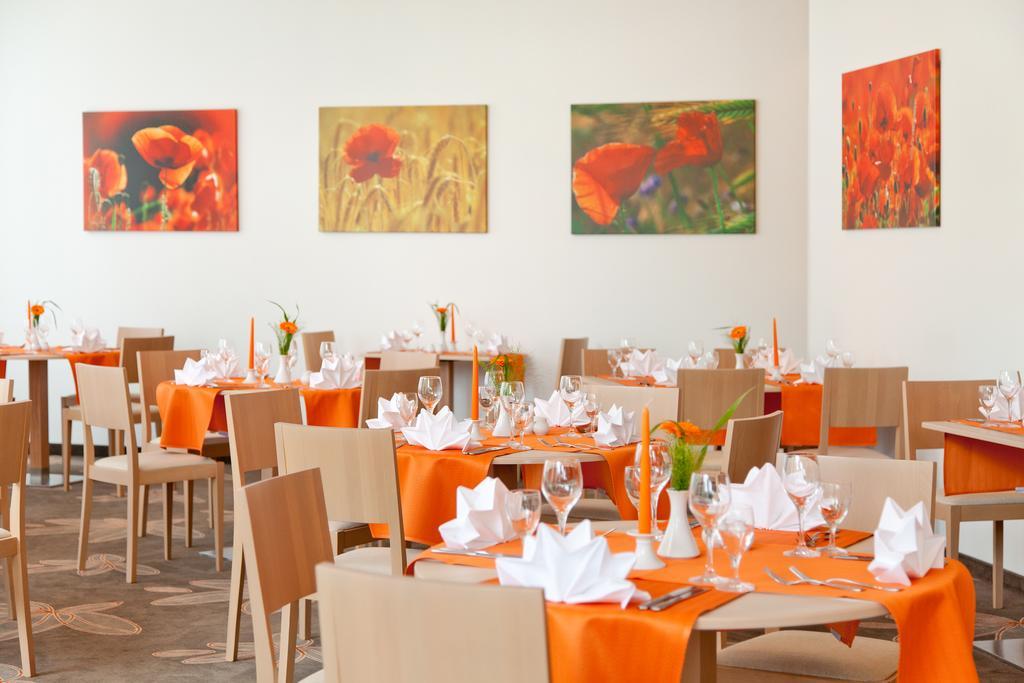 Parkhotel Ruegen Берген на Рюген Екстериор снимка