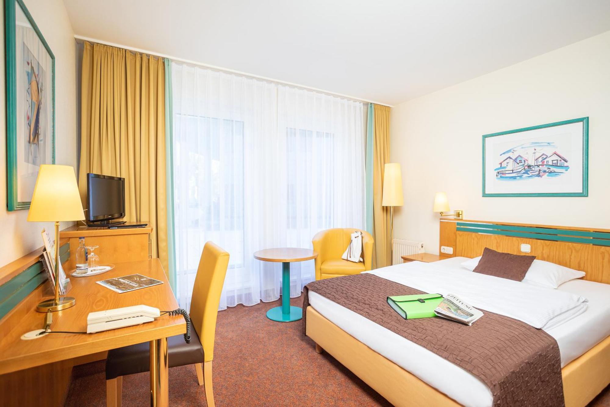 Parkhotel Ruegen Берген на Рюген Екстериор снимка
