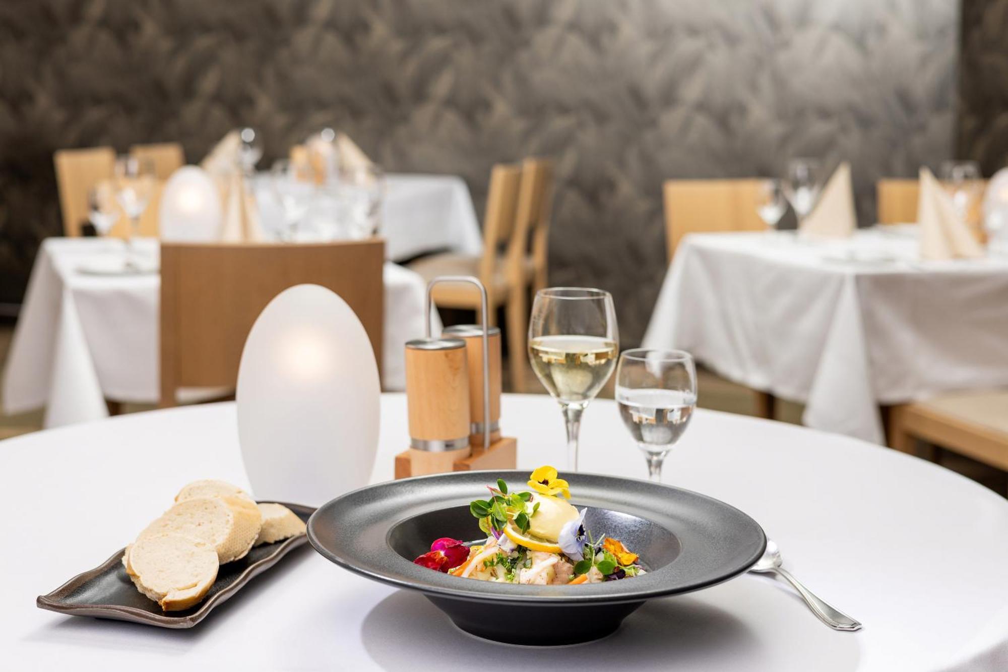 Parkhotel Ruegen Берген на Рюген Екстериор снимка